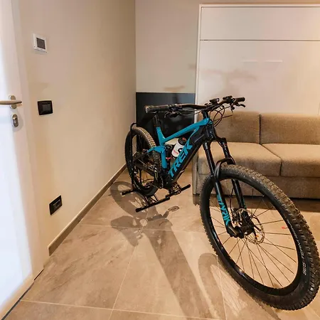 Italianflat - Verona's River, Free Parking For Car & Bike, Nature, Relax Affittacamere *