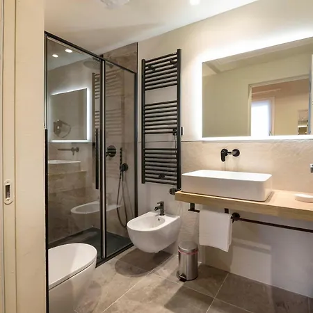 Italianflat - Verona's River, Free Parking For Car & Bike, Nature, Relax Affittacamere