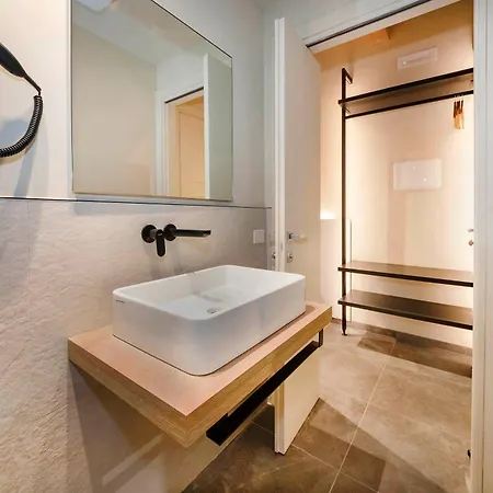 Italianflat - Verona's River, Free Parking For Car & Bike, Nature, Relax Affittacamere Verona